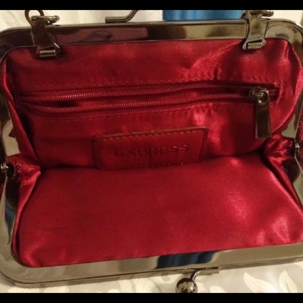 Express Sequin Handbag - Picture 2 of 2